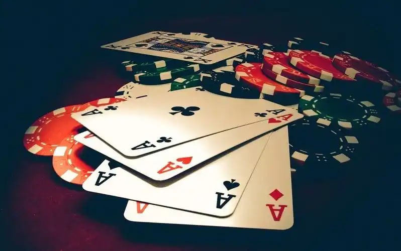 55ph casino table games displayed on a Filipino player's smartphone